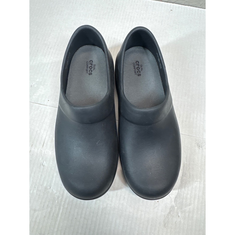 Crocs Black Slip Resistant Work Shoes Clogs Womens‎ Size 8